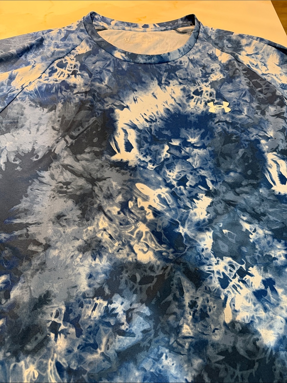 Under Armour Men’s Tie-Dye Short Sleeve Performance Dry Tech T-Shirt NEW!